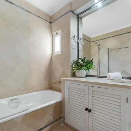 Balaia Golf Poolside Retreat Albufeira