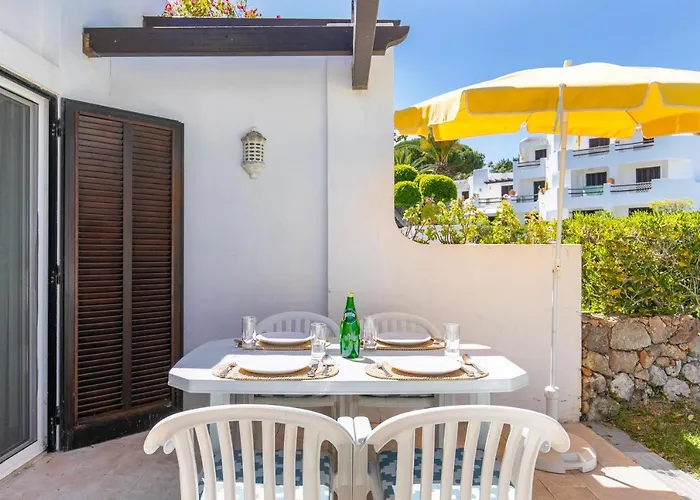 Lejlighed Balaia Golf Poolside Retreat