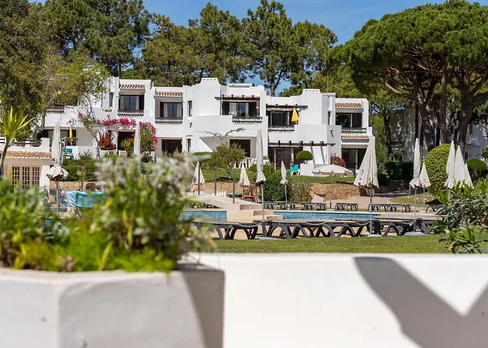 Balaia Golf Poolside Retreat Lejlighed Albufeira